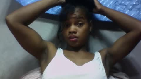 Snapshot of elodie228680 chatting on May 23, 2026, 8:29 am elodie228680 online show from May 23, 2026, 8:29 am