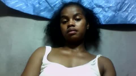 Snapshot of elodie228680 chatting on June 5, 2026, 7:19 pm elodie228680 online show from June 5, 2026, 7:19 pm