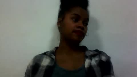 Snapshot of elodie228680 chatting on June 8, 2026, 3:12 pm elodie228680 online show from June 8, 2026, 3:12 pm