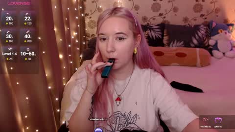 Ela give me a thumbs up if you like it  and this is important for the development of the account online show from December 13, 2024, 6:05 pm