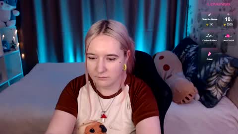 Ela give me a thumbs up if you like it  and this is important for the development of the account online show from December 30, 2024, 10:45 pm