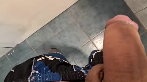 Agus online show from November 1, 2025, 8:00 pm