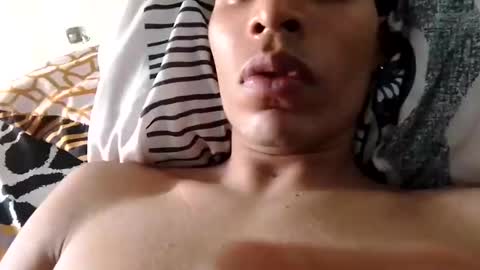 elreyto online show from January 1, 2025, 5:44 pm