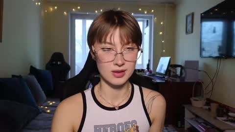 Snapshot of elsaangel chatting on December 18, 2025, 3:23 am elsaangel online show from December 18, 2025, 3:23 am