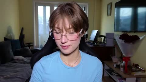 Snapshot of elsaangel chatting on February 15, 2026, 10:47 am elsaangel online show from February 15, 2026, 10:47 am