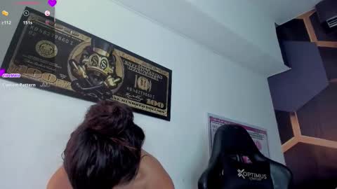 Snapshot of elsalombardi chatting on October 18, 2025, 12:28 pm Elsa online show from October 18, 2025, 12:28 pm