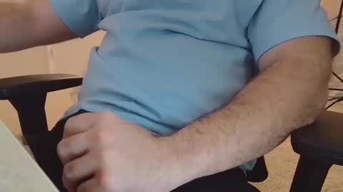 Snapshot of eltanke2206 chatting on May 9, 2026, 10:15 pm alexgarg online show from May 9, 2026, 10:15 pm