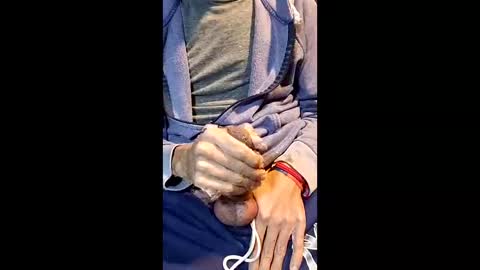 elvergg1 online show from February 23, 2026, 6:11 am