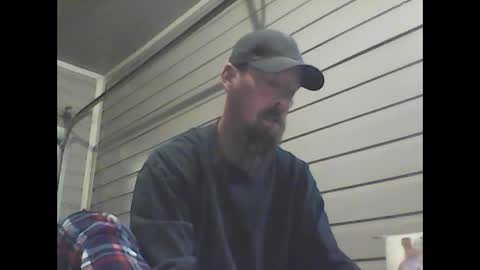 Snapshot of elwooood7 chatting on December 25, 2024, 11:00 am elwooood7 online show from December 25, 2024, 11:00 am