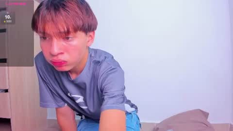 Snapshot of ely_king chatting on June 13, 2026, 7:01 pm E L Y K I N G online show from June 13, 2026, 7:01 pm