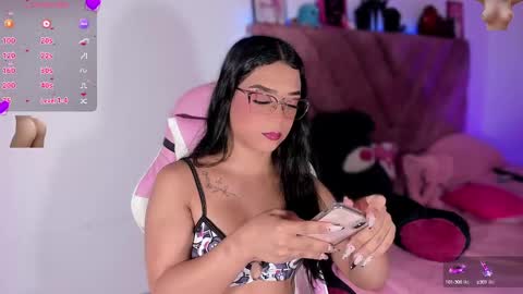 ely_w1 online show from October 9, 2025, 9:02 pm