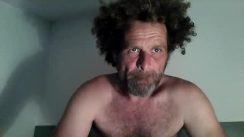 Snapshot of elyjahoye chatting on April 13, 2026, 9:31 pm elyjahoye online show from April 13, 2026, 9:31 pm