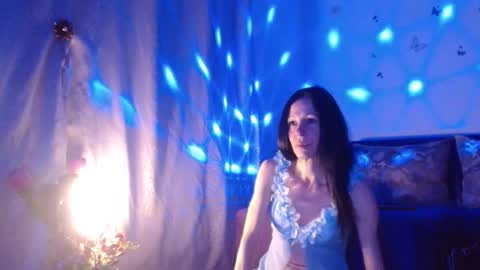 Snapshot of elysasun chatting on February 25, 2026, 7:23 pm Elisa online show from February 25, 2026, 7:23 pm