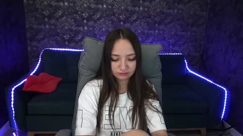 Call me Elis online show from December 7, 2024, 10:01 am