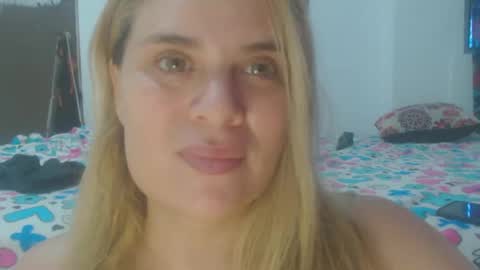 E L Z A  online show from February 24, 2025, 10:36 pm