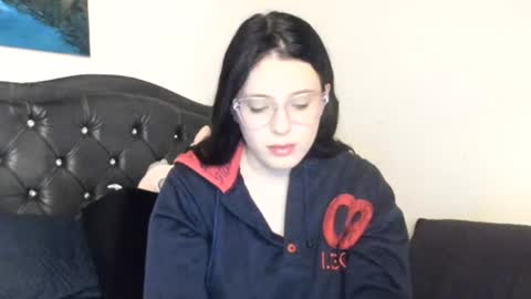 Snapshot of ema_04 chatting on July 15, 2026, 12:49 am Estefany Martinez Acua INSTAGRAM ema 04oficial online show from July 15, 2026, 12:49 am