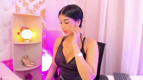 Ema Lambert  online show from November 12, 2025, 11:58 pm