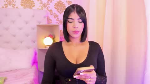 Ema Lambert  online show from November 25, 2025, 2:39 pm