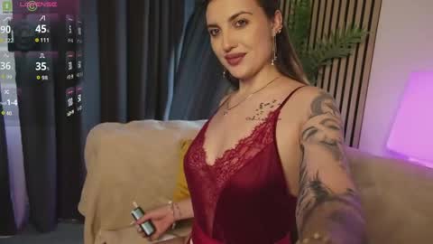 Snapshot of ema_reese chatting on May 23, 2026, 4:50 am Ema Reese online show from May 23, 2026, 4:50 am