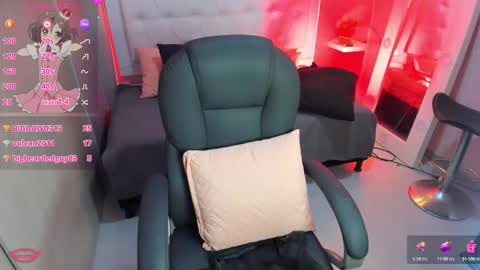 Snapshot of emalinda__hills chatting on January 30, 2025, 6:00 pm EMA online show from January 30, 2025, 6:00 pm