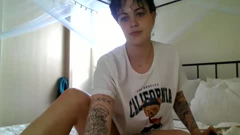 EmberLoads online show from January 14, 2025, 5:23 pm