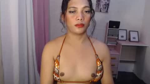 Snapshot of embodiment_sex chatting on February 21, 2026, 5:47 pm Venice online show from February 21, 2026, 5:47 pm