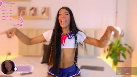 Emely online show from May 21, 2026, 9:38 am