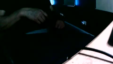 Snapshot of emi4850 chatting on January 19, 2025, 8:19 pm emi4850 online show from January 19, 2025, 8:19 pm