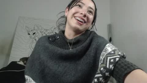 Snapshot of emiantonella_ chatting on April 1, 2026, 2:56 am Antonella online show from April 1, 2026, 2:56 am