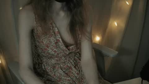 Snapshot of emiblossom chatting on July 23, 2026, 11:13 pm emiblossom online show from July 23, 2026, 11:13 pm