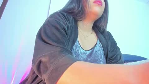 Snapshot of emiily15_ chatting on March 6, 2025, 9:31 pm Emi online show from March 6, 2025, 9:31 pm