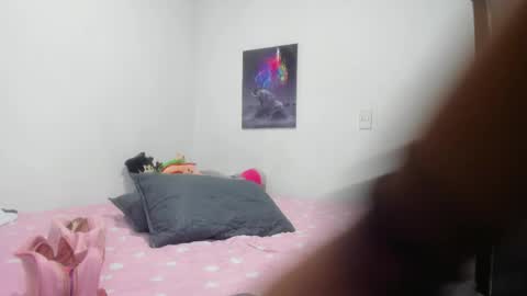 Emiily Carter online show from April 17, 2026, 8:23 pm