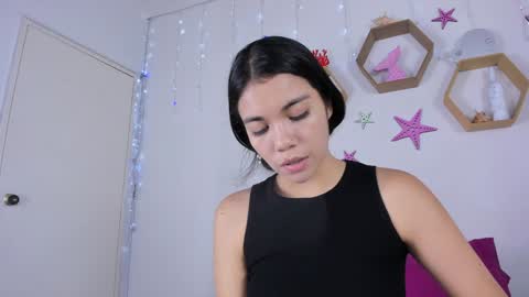 Snapshot of emiily_parkerr chatting on December 24, 2024, 3:05 am Emily online show from December 24, 2024, 3:05 am
