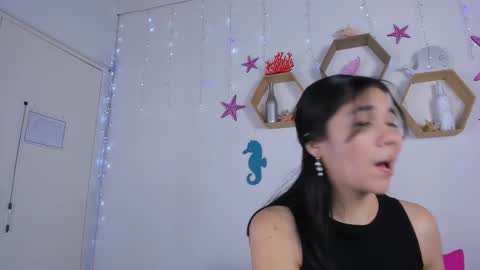 Snapshot of emiily_parkerr chatting on February 18, 2025, 3:10 am Emily online show from February 18, 2025, 3:10 am
