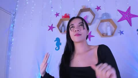 Snapshot of emiily_parkerr chatting on October 9, 2025, 3:04 am Emily online show from October 9, 2025, 3:04 am