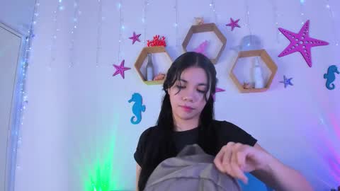 Snapshot of emiily_parkerr chatting on October 17, 2025, 3:10 am Emily online show from October 17, 2025, 3:10 am