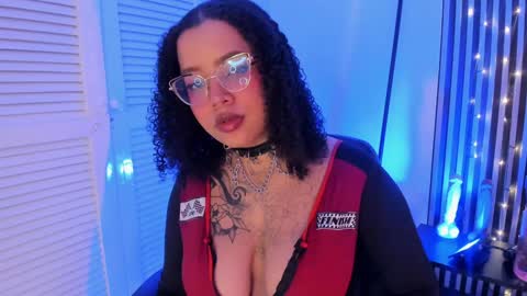   online show from December 12, 2024, 4:48 am