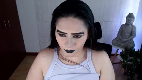 POWERFULL GODDESS EMILI online show from October 19, 2025, 4:07 pm