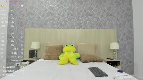Snapshot of emili_lenus chatting on January 25, 2025, 5:30 pm Emili Lenus online show from January 25, 2025, 5:30 pm