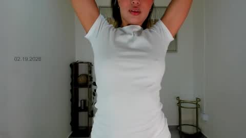 Emilia Harpper online show from February 19, 2026, 12:23 pm