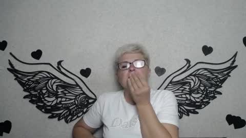 Snapshot of emiliagree chatting on September 12, 2025, 5:13 pm EmiliaGree online show from September 12, 2025, 5:13 pm