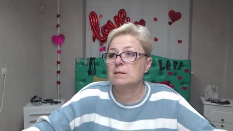 Snapshot of emiliagree chatting on October 1, 2025, 5:19 pm EmiliaGree online show from October 1, 2025, 5:19 pm