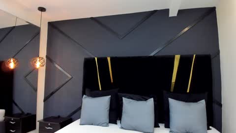 Emillie online show from January 9, 2025, 5:11 pm