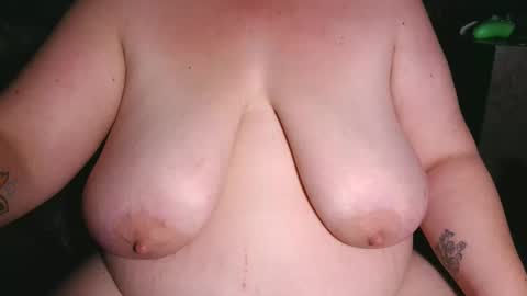 Snapshot of emiliefoxx chatting on April 27, 2026, 4:10 am emilie foxx online show from April 27, 2026, 4:10 am