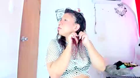 Snapshot of emilly_coper18 chatting on March 6, 2026, 2:02 pm emily online show from March 6, 2026, 2:02 pm