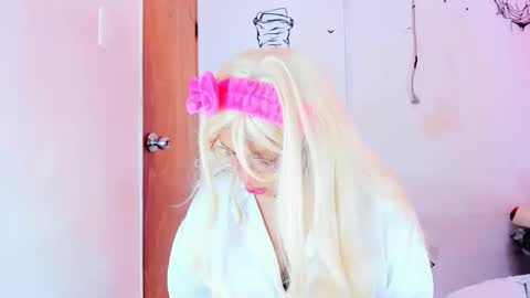 Snapshot of emilly_coper18 chatting on March 13, 2026, 2:34 pm emily online show from March 13, 2026, 2:34 pm