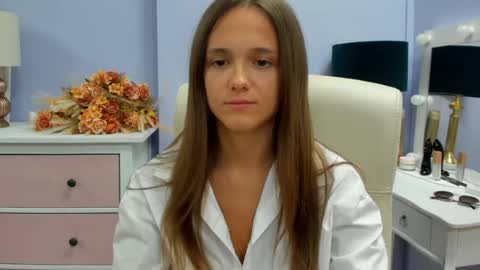 Snapshot of emilly_lust99 chatting on July 10, 2026, 7:23 am Emilly online show from July 10, 2026, 7:23 am