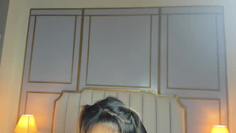 emilly_mell online show from November 29, 2025, 11:35 am