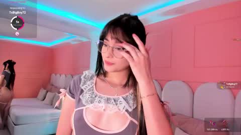Snapshot of emilly_williamss chatting on May 14, 2026, 5:31 pm Emilly online show from May 14, 2026, 5:31 pm