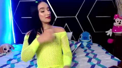 Snapshot of emillystonex chatting on June 23, 2026, 5:00 pm emillystonex online show from June 23, 2026, 5:00 pm